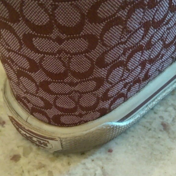 Authentic Coach Mini Monogram Burgundy Wedges - Picture 5 of 7